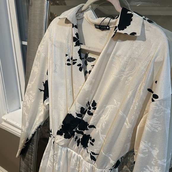 ZARA MIDI DRESS - Picture 4 of 5